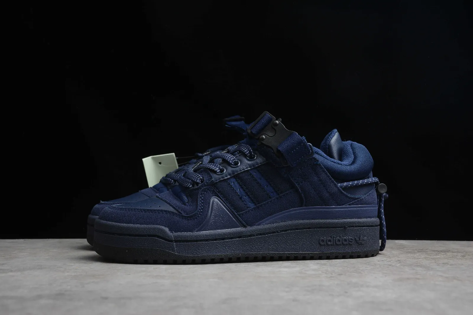 Adidas Originals Forum Low Dark Blue Cloud White Shoes GW0272