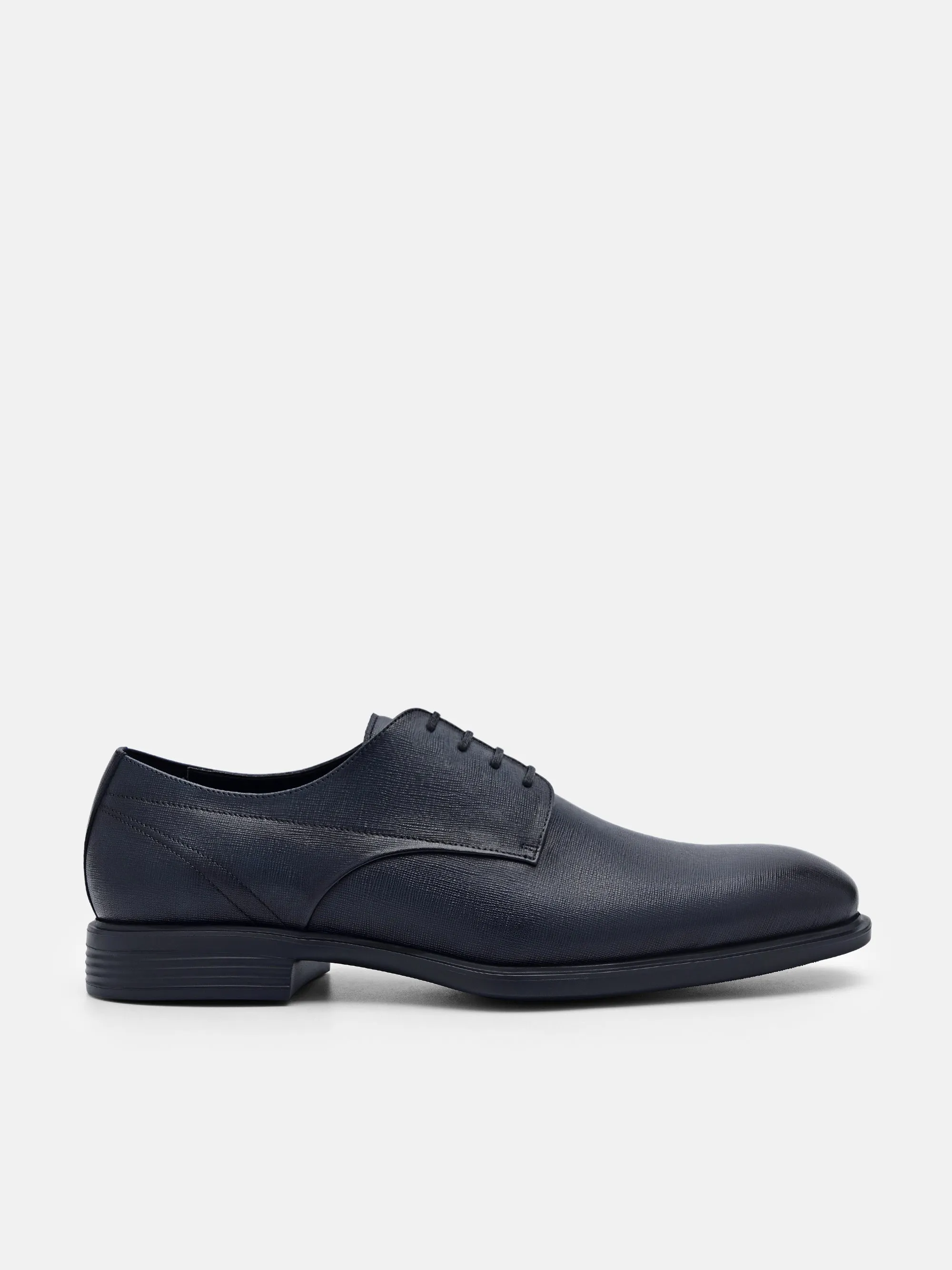 Altitude Lightweight Leather Derby Shoes