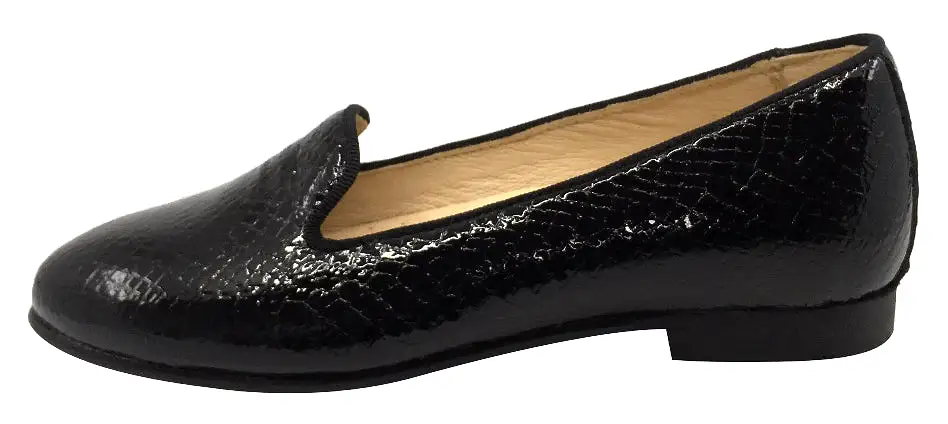 Andanines  Girl's Scalloped Ballet Flat, Black Pebble Patent