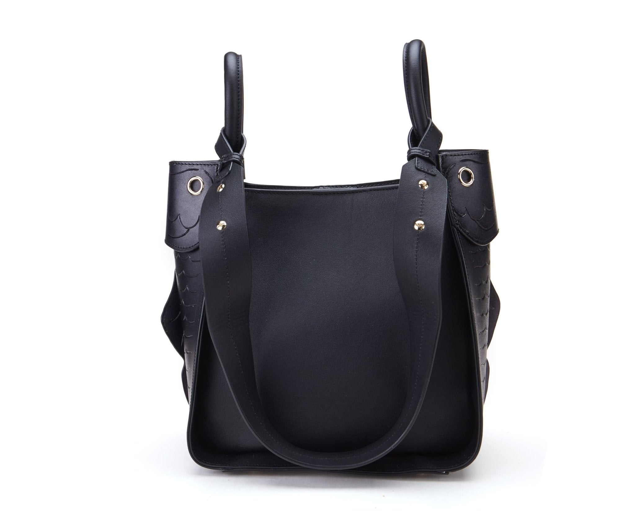 Carp Black Shoulder Bag