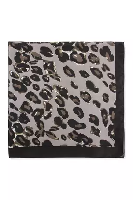 Gray Leopard Pattern Scarf