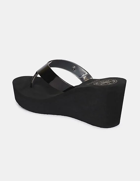 GUESS Women Black V-Strap Shadia Flip Flops