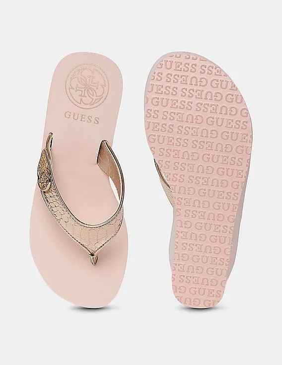 GUESS Women Pink Textured V-Strap Sarraly Flip Flops