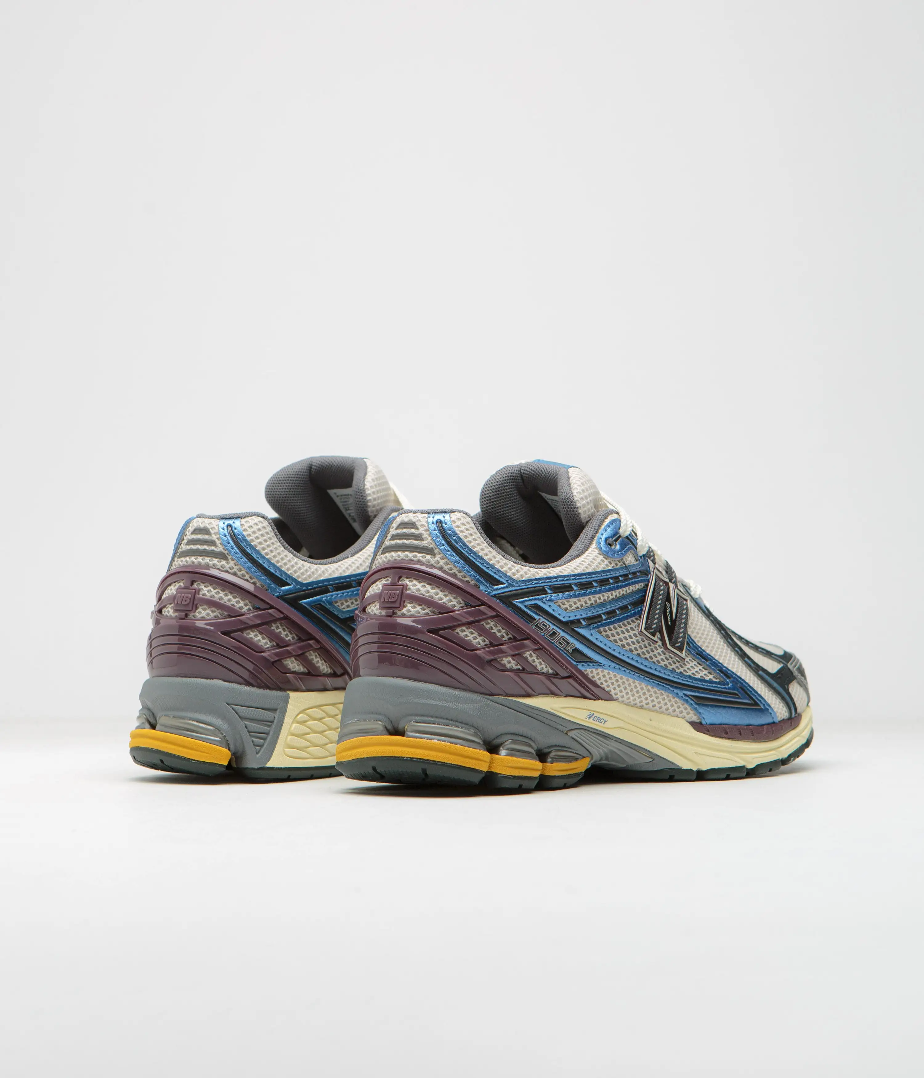 New Balance 1906 Shoes - Blue