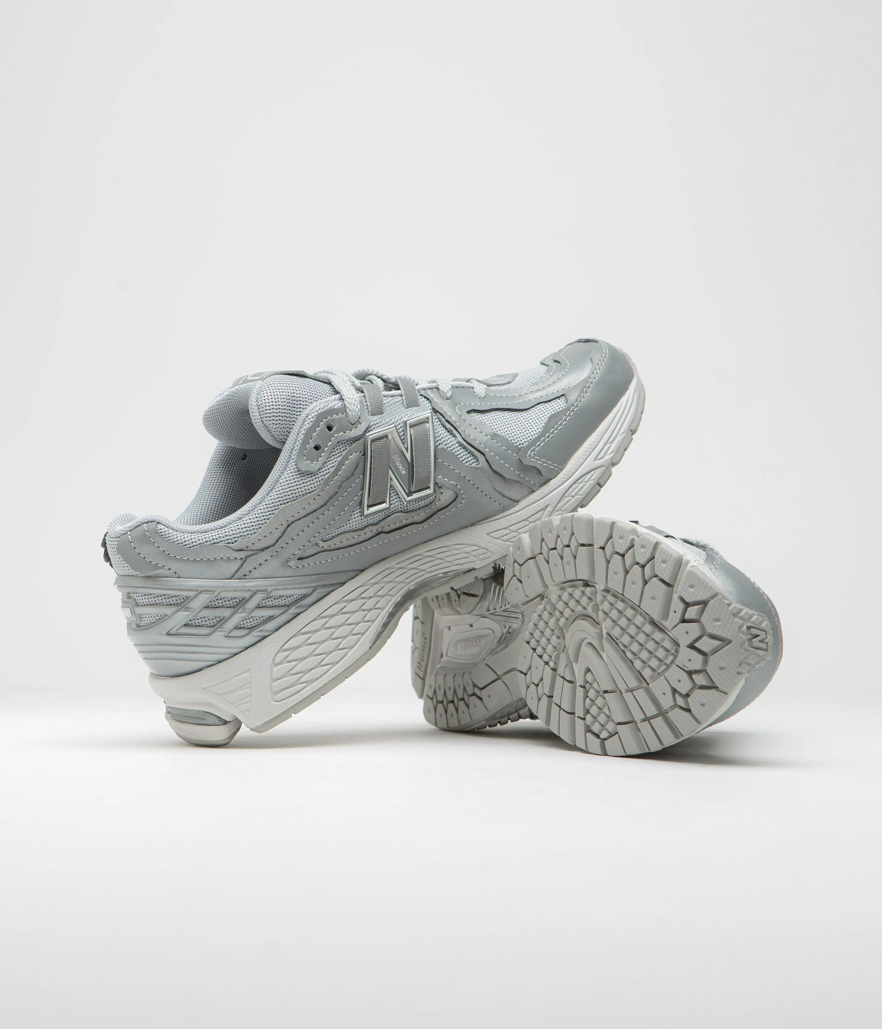 New Balance 1906 Shoes - Silver Metallic