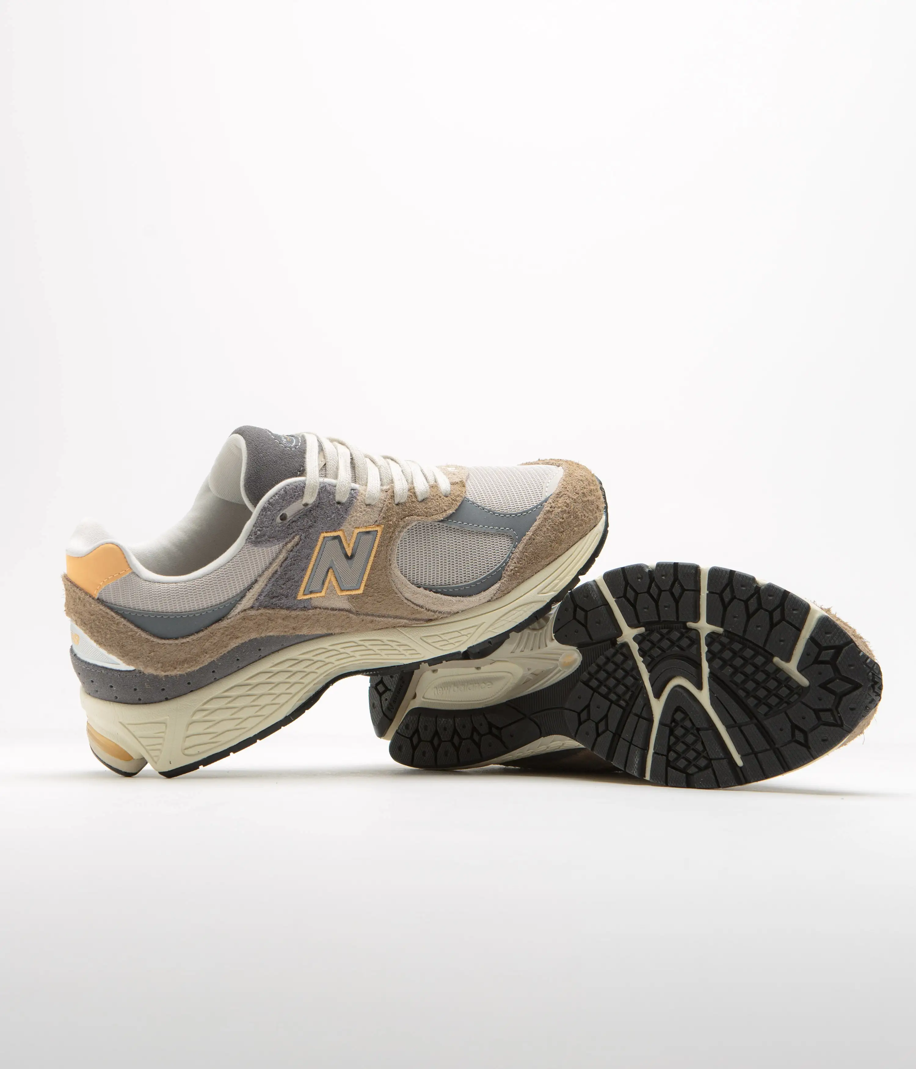 New Balance 2002R Shoes - Mushroom